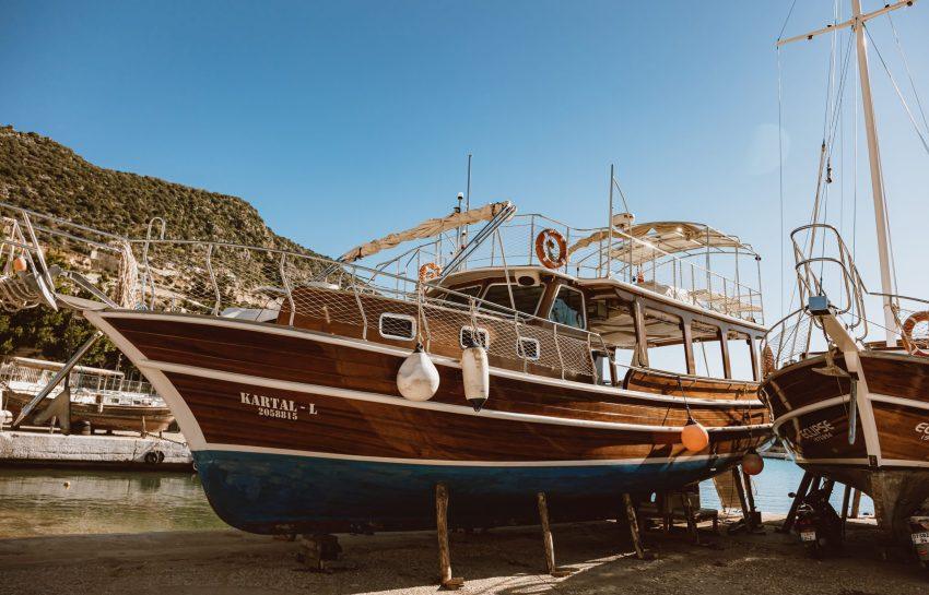 De 5 Belangrijkste Overwegingen bij het Aanschaffen van een Boot
