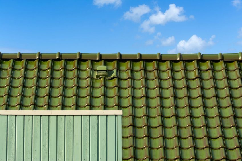 Wat u moet weten over professionele dak reparaties en renovaties